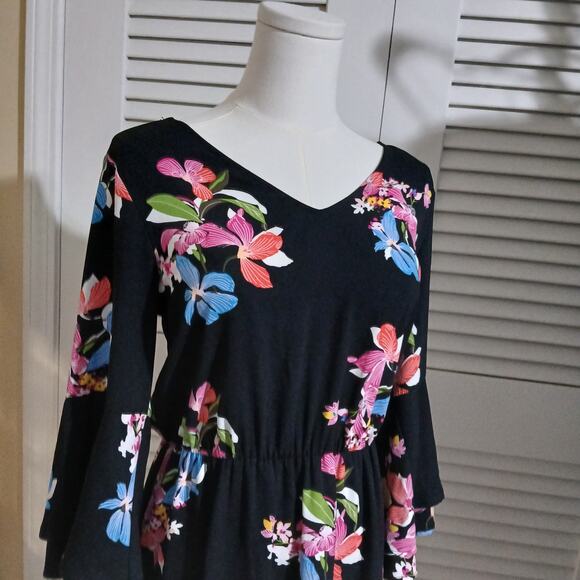 A New Day Black floral fit & flare dress with bell sleeves sz Small polyester - Picture 4 of 16
